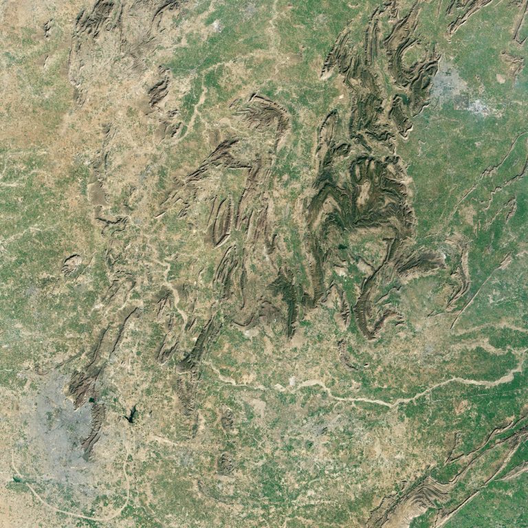 The Aravalli mountain range in India • Earth.com