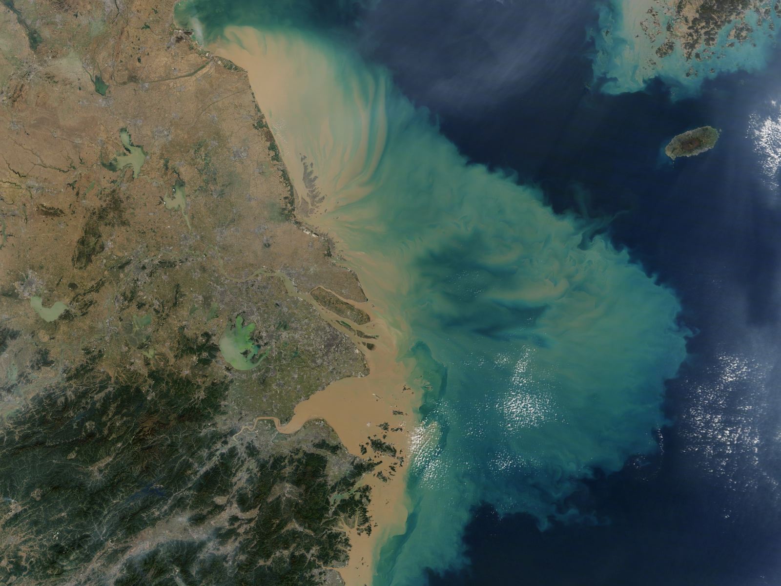 Today’s Image of the Day comes courtesy of the NASA Earth Observatory and features a look at the waters off the coast of China’s Jiangsu province.