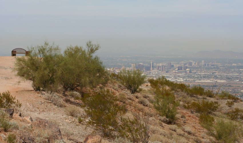 Phoenix, Arizona rang in the new year with dangerous air pollution levels and a pollution advisory still in effect.
