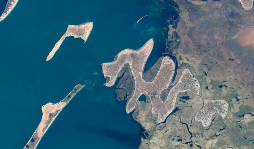 Today’s Image of the Day comes from the NASA Earth Observatory and features a look at Chilubi Island on Lake Bangweulu in northern Zambia.