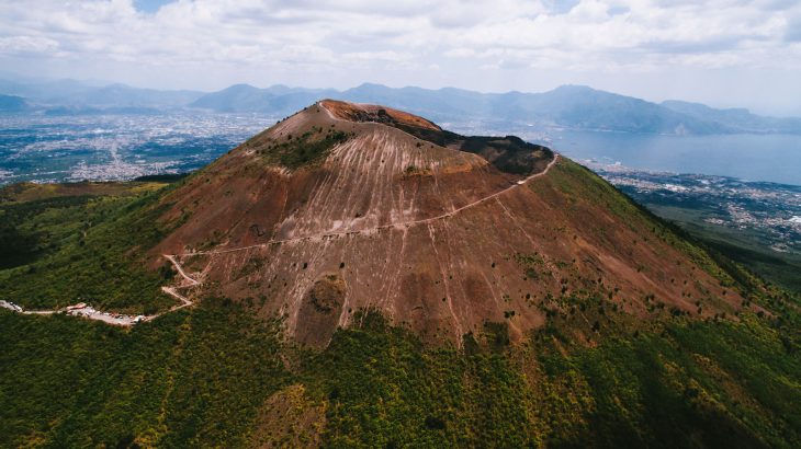 The steam and ash from the eruption were so hot that it vaporized blood and soft tissue, instantly burning the flesh right off the body.