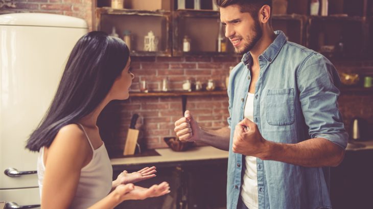 Experts at the University of Granada have found that when a person is telling a lie, their nose actually shrinks from a drop in temperature.