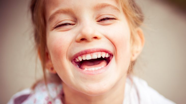 Scientists have found that a distant relative of modern humans had dental growth that was very similar to our dental development today.