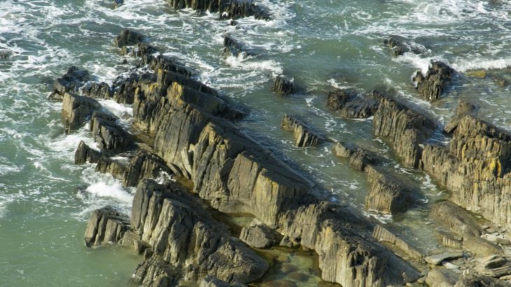 Rocks found in the North Sea off the UK coast could be used as long-term storage locations for renewable energy production.