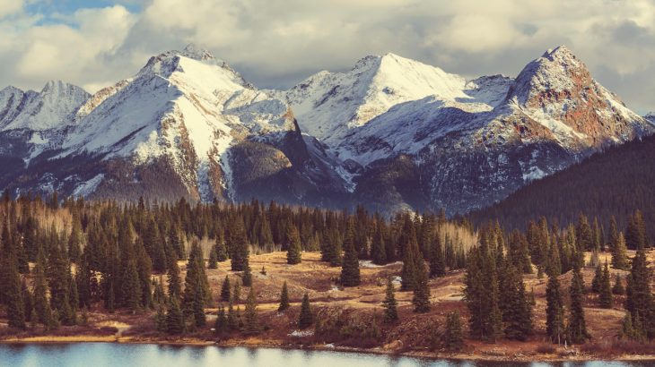 You’d never know from accounts of dramatic winter weather, but the western United States actually had a record low snowpack last year.