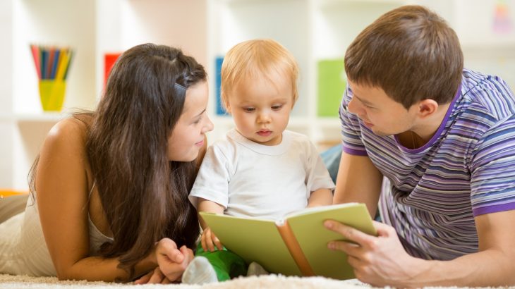 A new study has revealed that growing up in a bilingual home comes along with advantages that can start as early as six months of age.