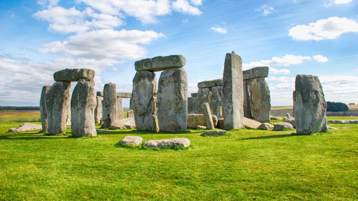 A new study led by the University College London pinpoints the exact locations of two quarries in Wales where the “bluestones” of Stonehenge originated.