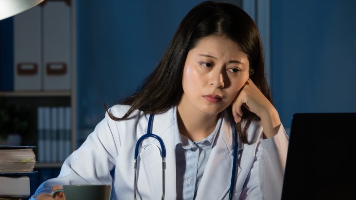 Researchers determined that working two or more nights in the same week can increase the risk of miscarriage during the following week.