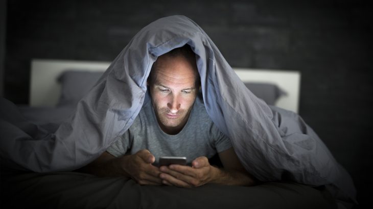 New research has found that one in five women and one in eight men are compromising their sleep to spend more time on their smartphones.