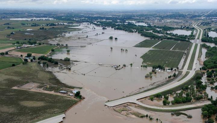 Community damage caused by extreme weather events, such as the 2013 floods that covered parts of Colorado, may shape climate beliefs more strongly than individual storm losses, a new study finds.