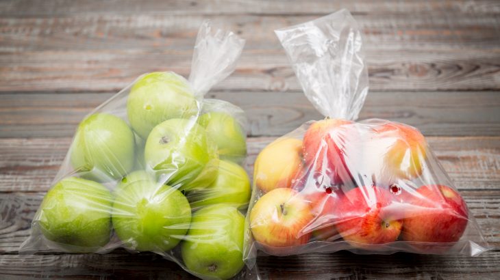 Even though many countries are working to reduce plastic waste, the US is lagging behind when it comes to plastic bag restrictions.