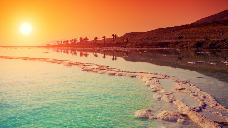 A new study is unraveling a 40-year-old mystery about how salt crystals are plummeting into the deepest and coldest parts of the Dead Sea and accumulating on the lakebed.