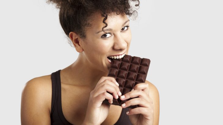 A new study has found a link between dark chocolate and fewer symptoms of depression.