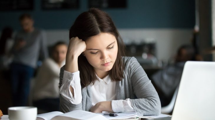 A new study from UC Davis has pinpointed a specific region of the brain that blocks out distracting stimuli.