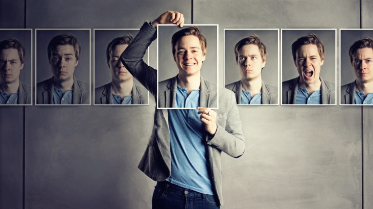 A larger negative emotion vocabulary, or having more ways to describe negative feelings, is associated with psychological distress and poorer physical health.