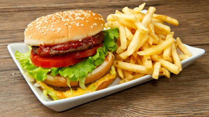 Humans are much more accurate in recalling the location of high calorie foods compared to those with less calories, according to a new study published in Scientific Reports