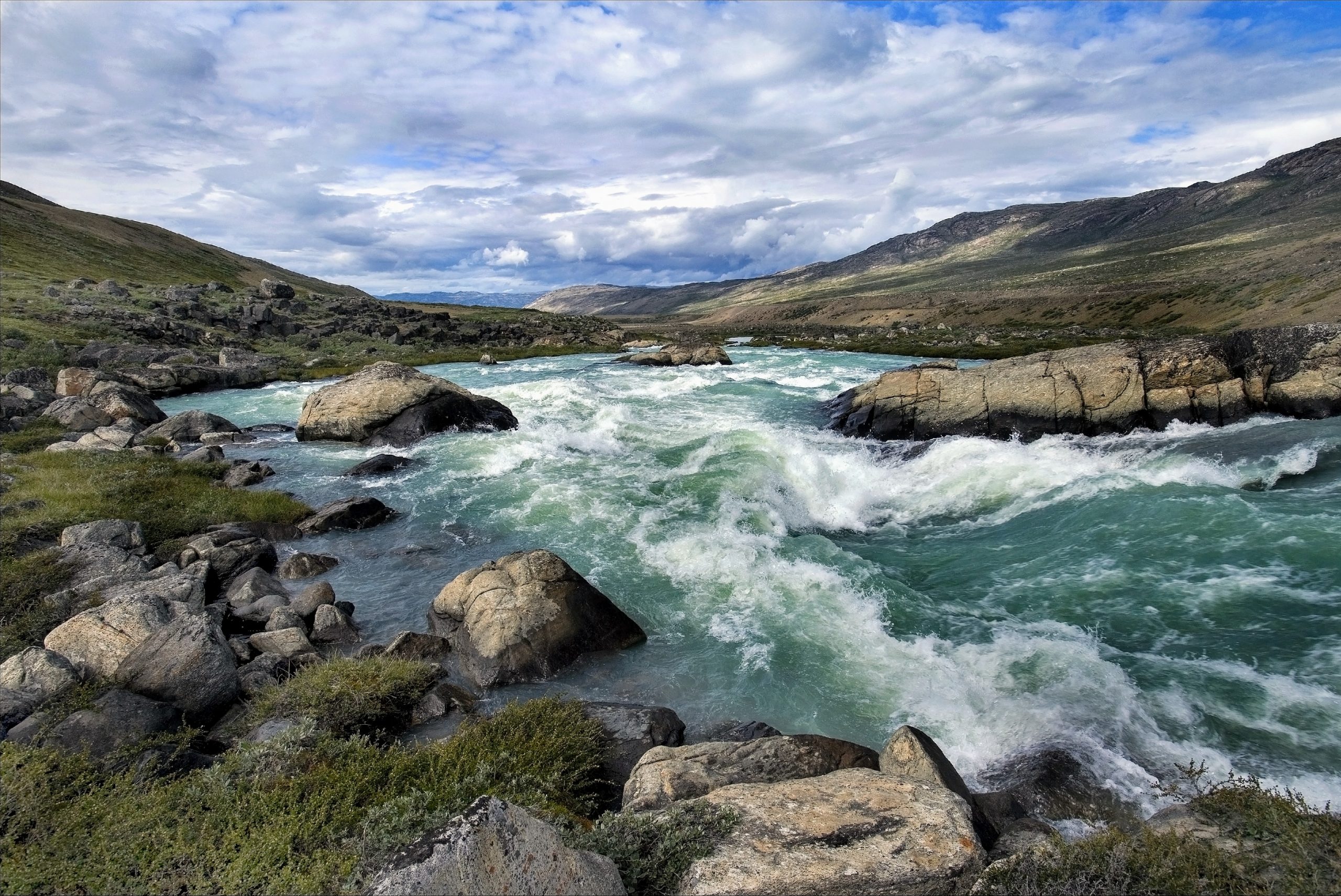 Arctic rivers heat up the ocean and shrink sea ice - Earth.com