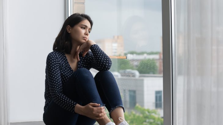 In an effort to develop effective treatment for loneliness, researchers at the UC San Diego School of Medicine investigated the factors that cause feelings of isolation different age groups.