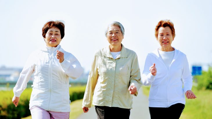 In a new study published by the American Heart Association, experts report that older women between the ages of 50 and 79 must limit their sedentary time to reduce the risk of heart failure.
