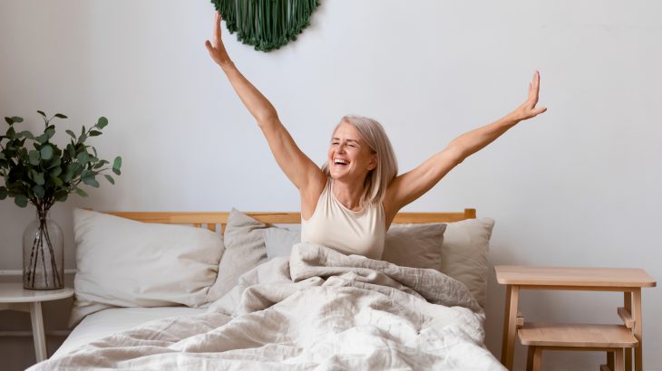 In a new study published by Wiley, experts have found that listening to soft music at bedtime improves sleep quality among older adults