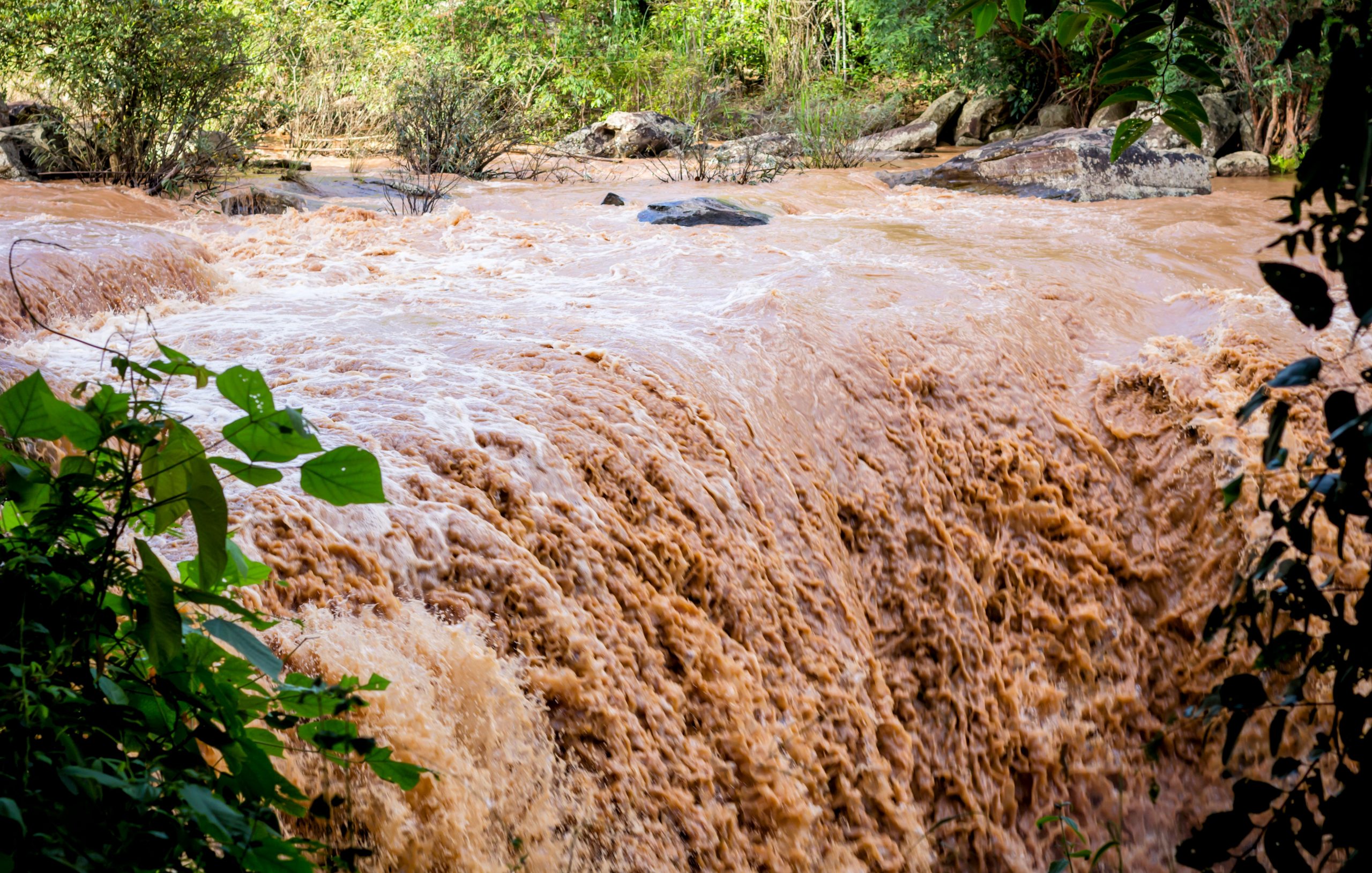 Nearly 60 percent of all U.S. structures threatened by natural ...