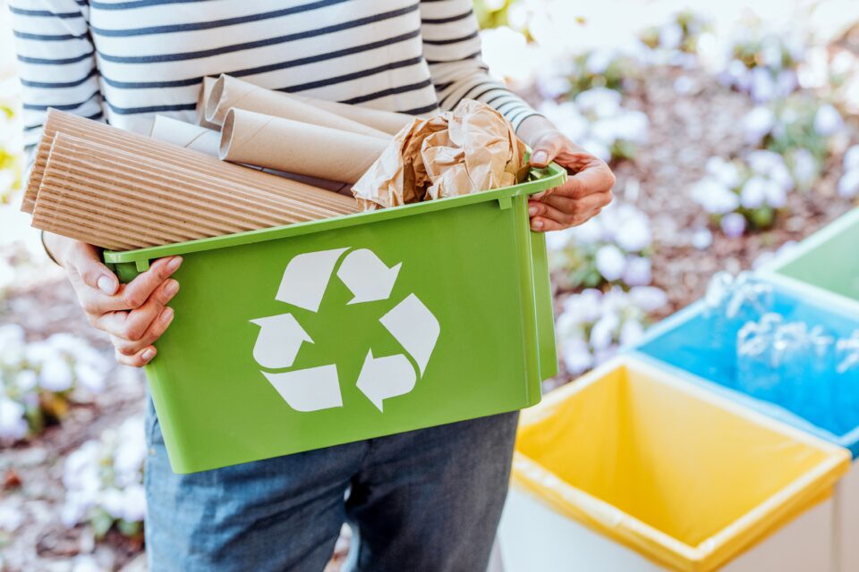 U.S. plastic recycling dropped under six percent in 2021 •