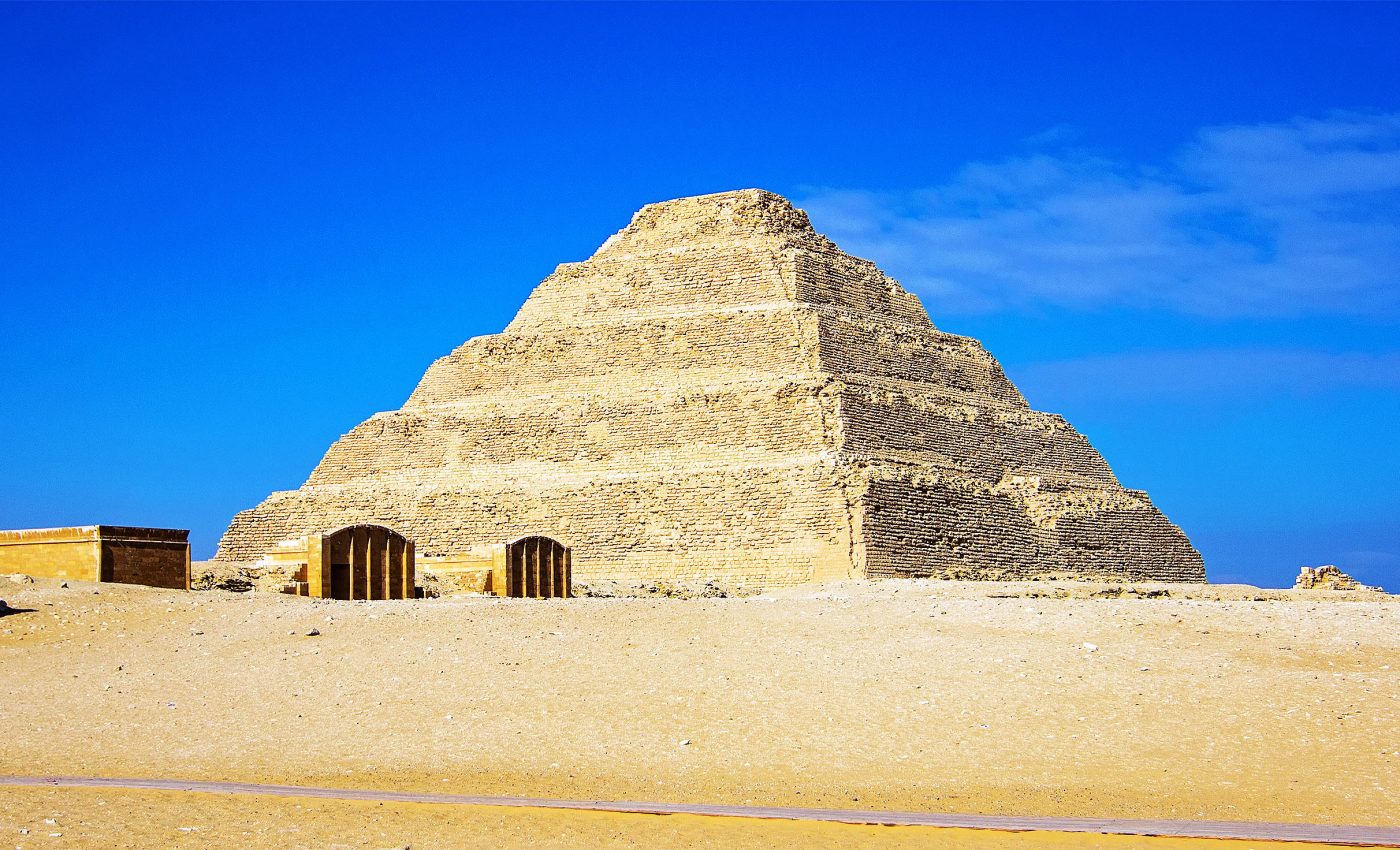The Pyramids of Egypt: Revised Edition: Edwards, I. E. S.