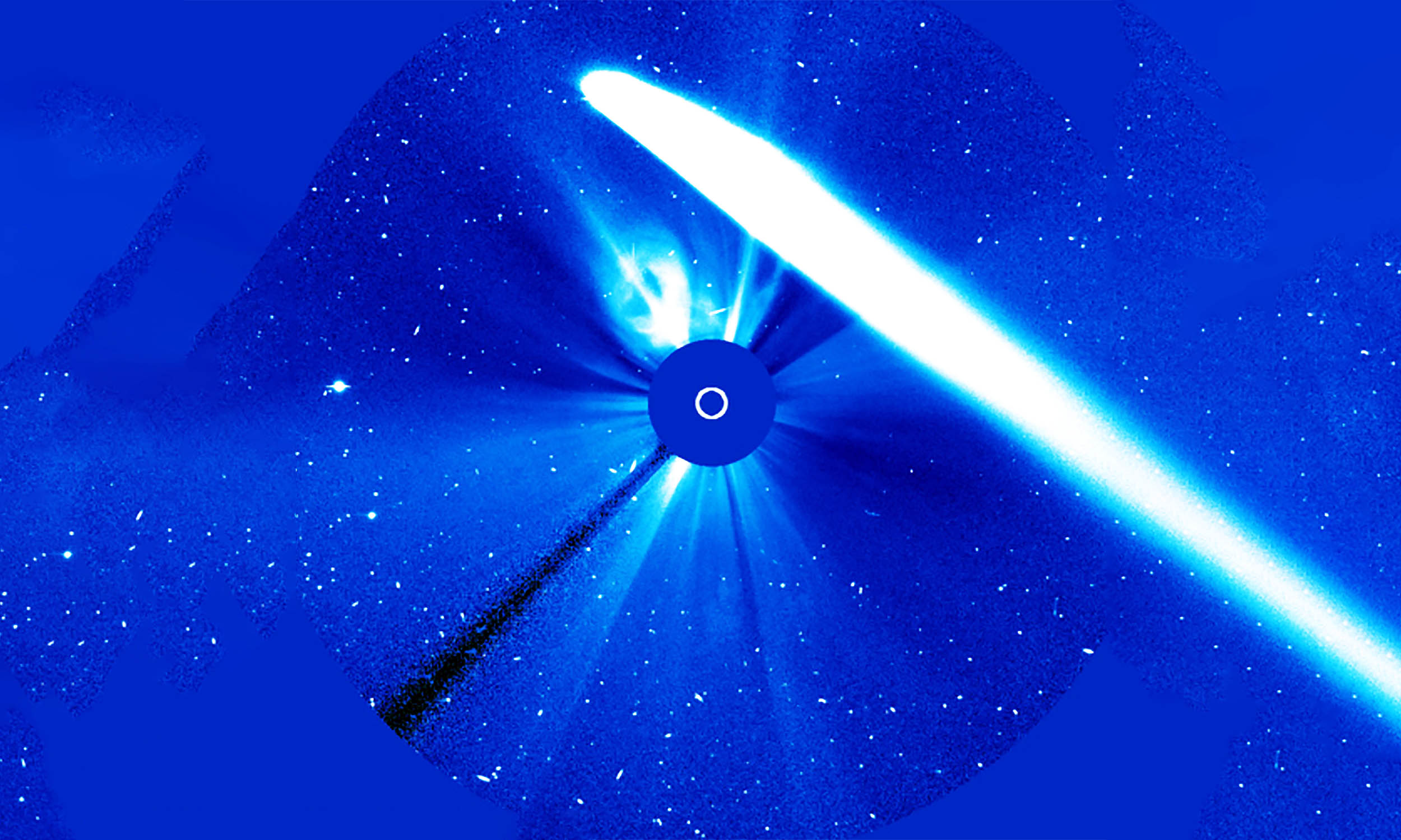 NOAA Alert: "Severe" solar storm has impacted Earth - Earth.com