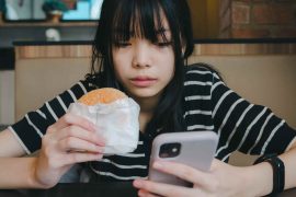 News article thumbnail