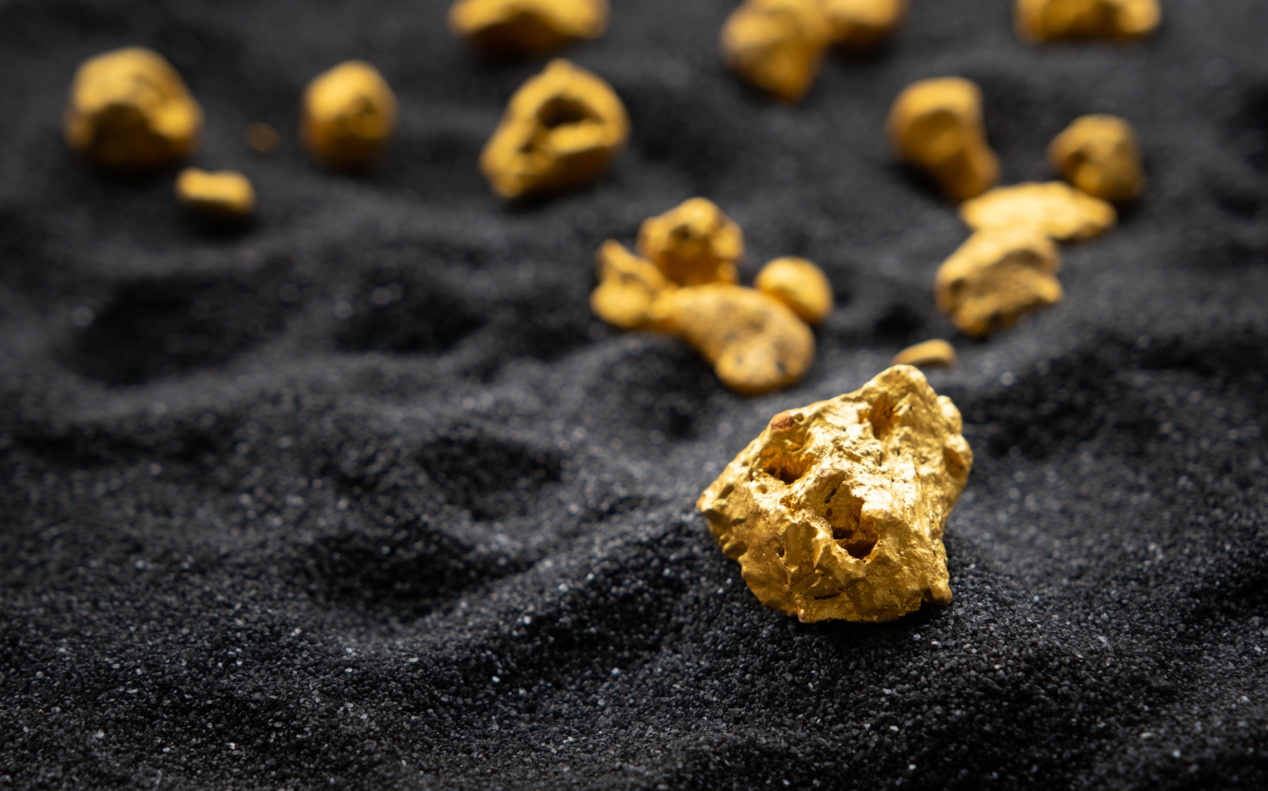 Scientists Discover Gold from Lead in Groundbreaking Physics Experiment!