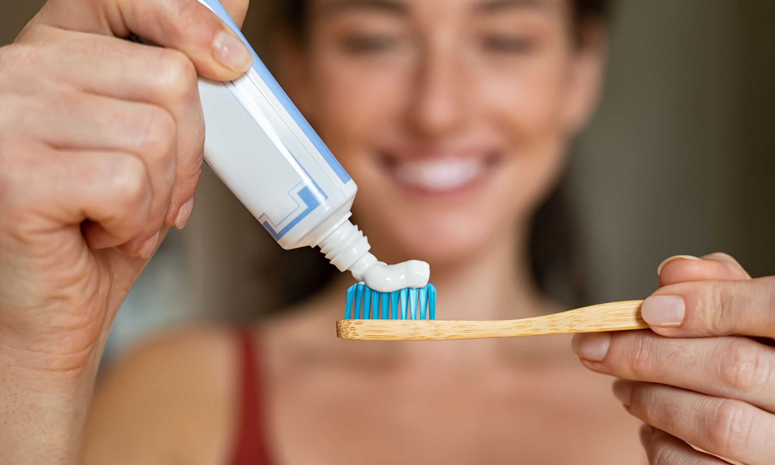 https://cff2.earth.com/uploads/2025/08/15080835/Keratin-toothpaste-may-help-rebuild-damaged-tooth-enamel.jpg