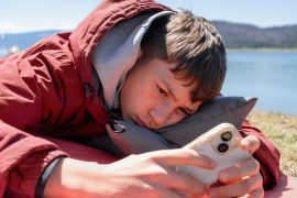 News article thumbnail