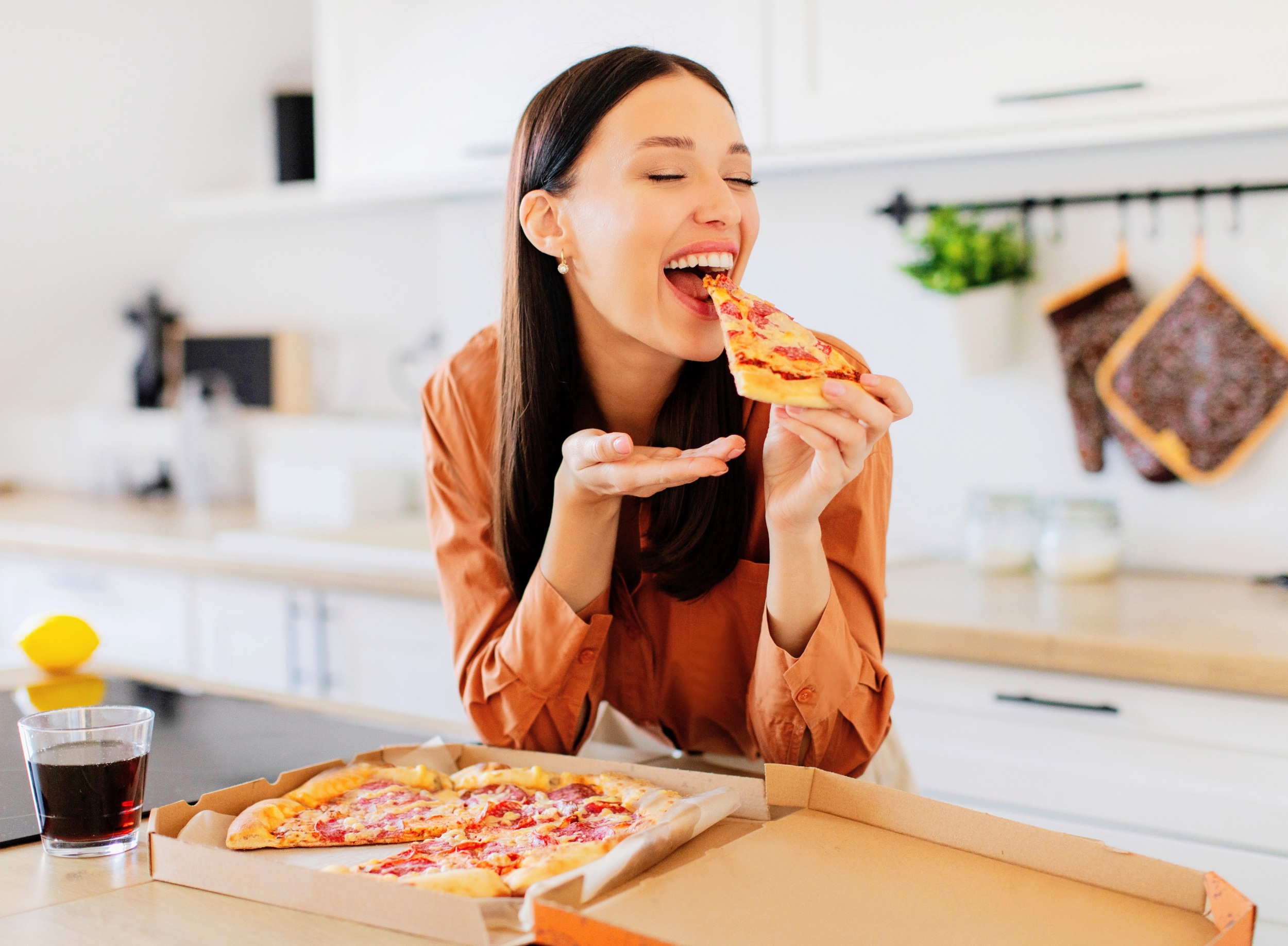 Бидний хоол идэх хэмжээг тархины жижиг хэсэг тодорхойлдог