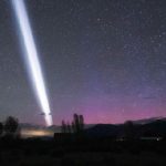 Strange white light photographed for 10 minutes in the US