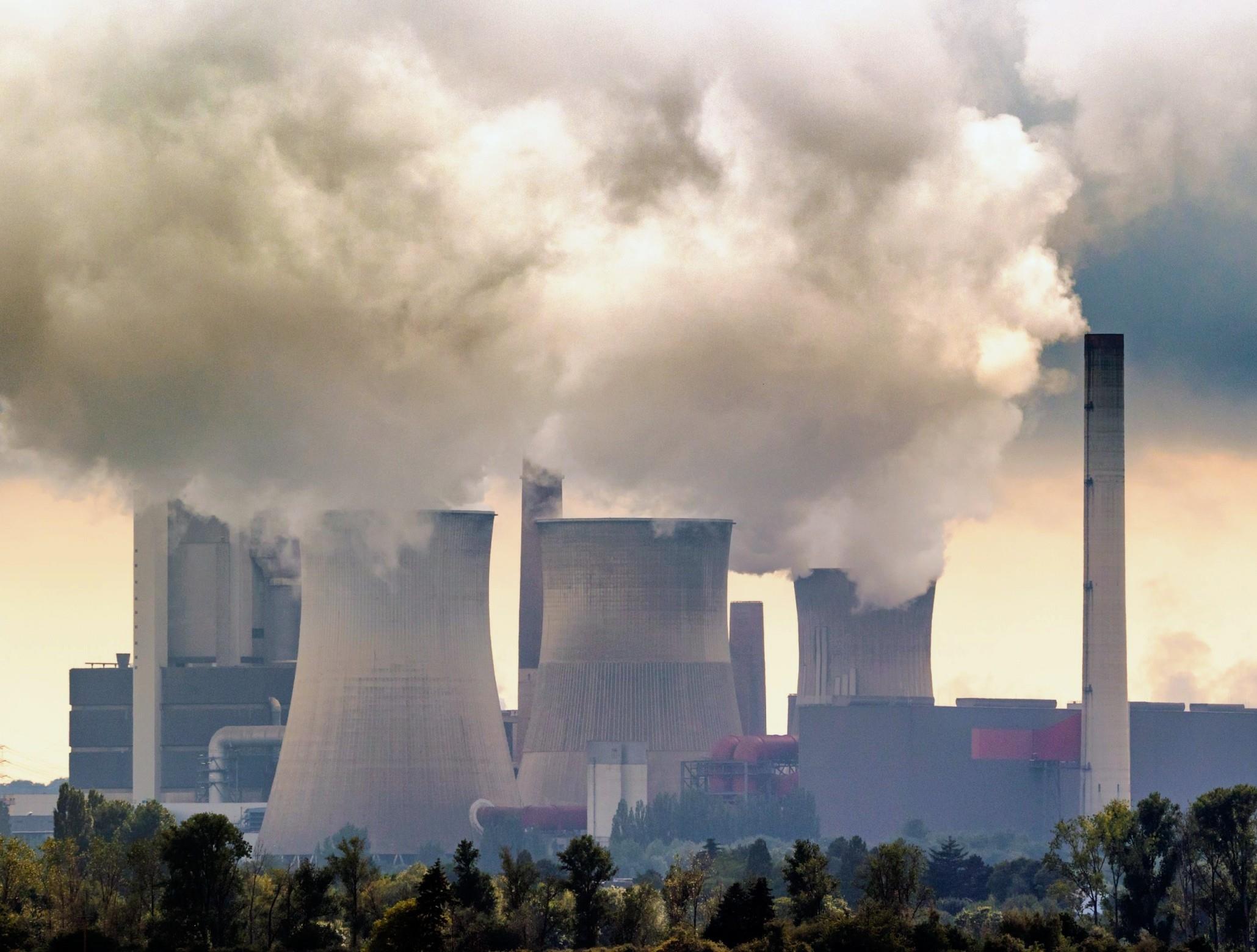 Fossil fuel air pollution linked to millions of deaths annually