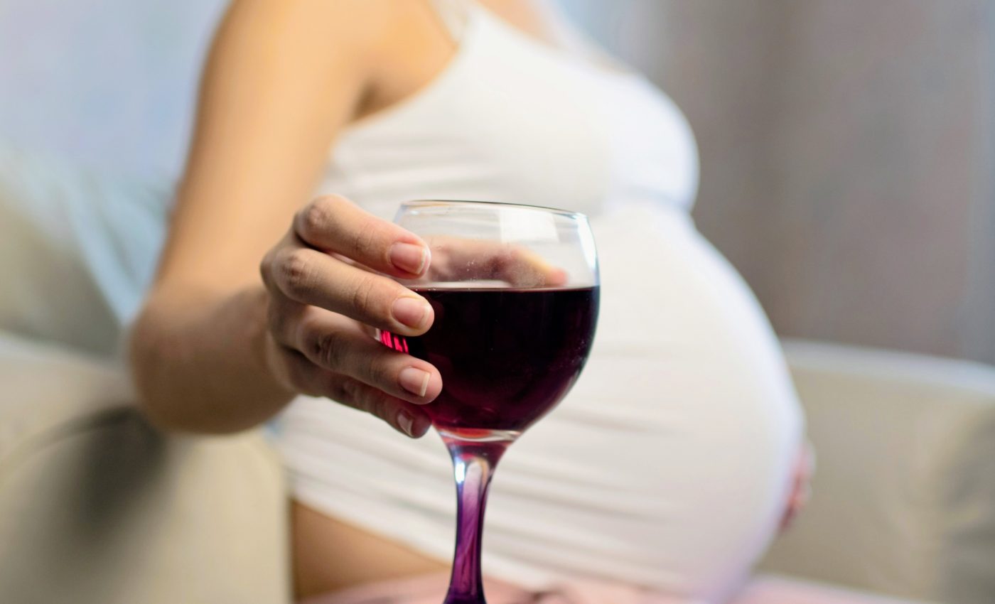 Do not drink alcohol during pregnancy – Royalty-Free Vector | VectorStock, image size:1400x850