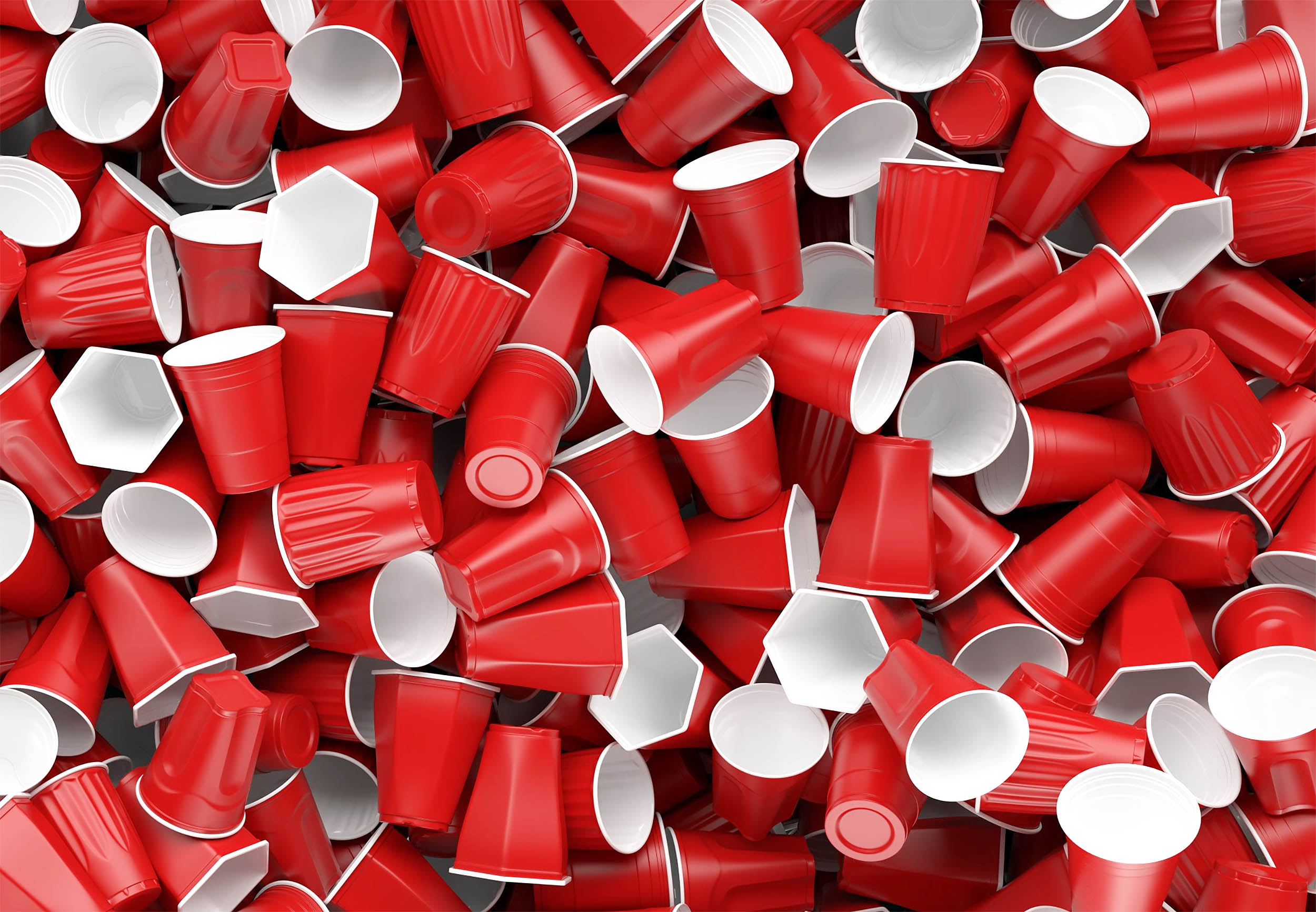 Student turns recycled plastic cups into ‘yarn’ to make clothing