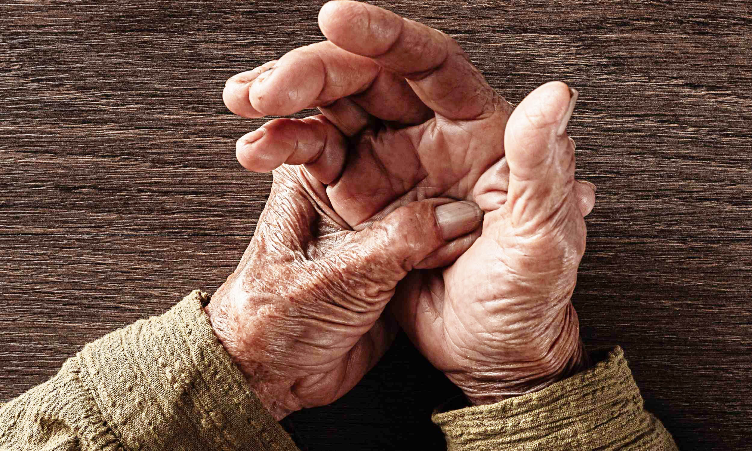 Scientists watch a Parkinson's protein pierce neuron membranes for the first time