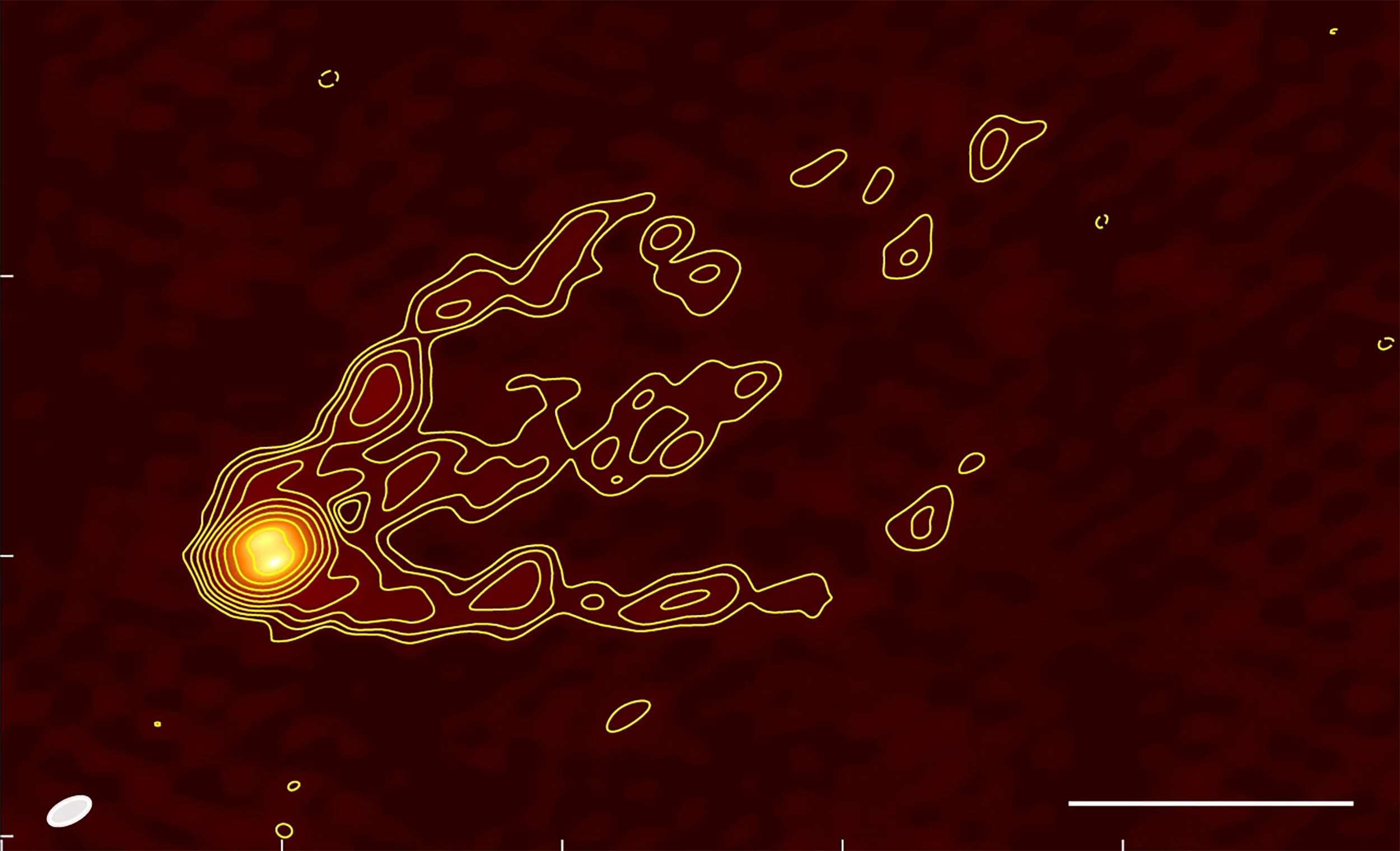 Astronomers capture an unprecedented image of both an accretion disk and jet of a black hole