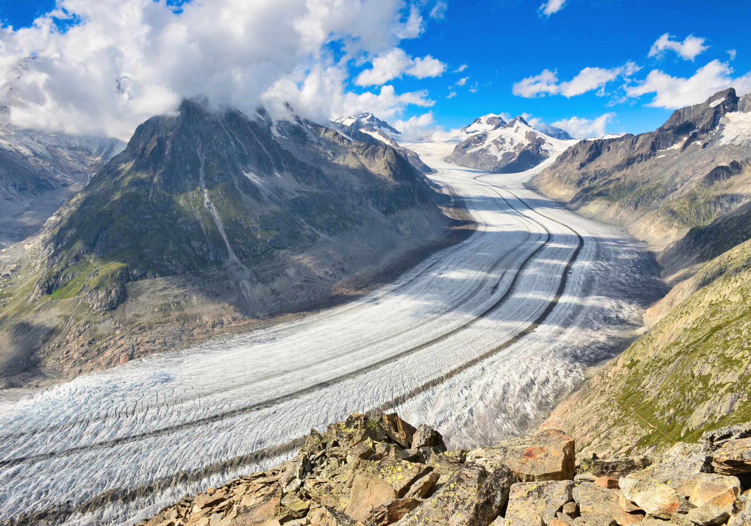 Thousands of glaciers could vanish each year as climate warming intensifies