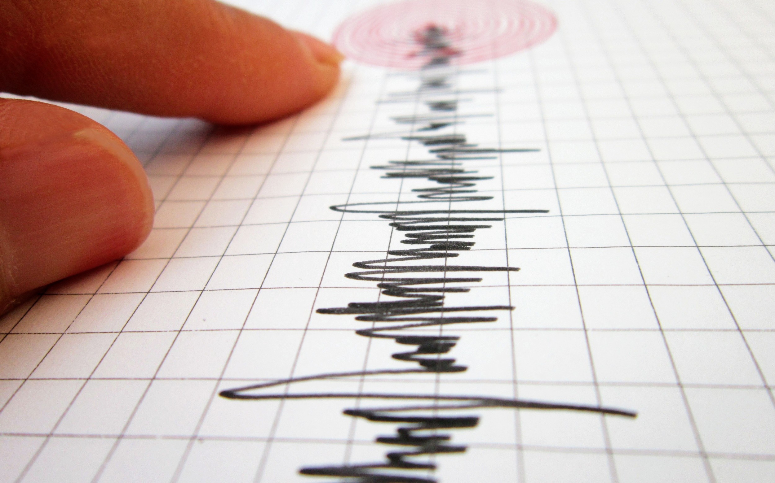 How tiny tremors can help predict big earthquakes