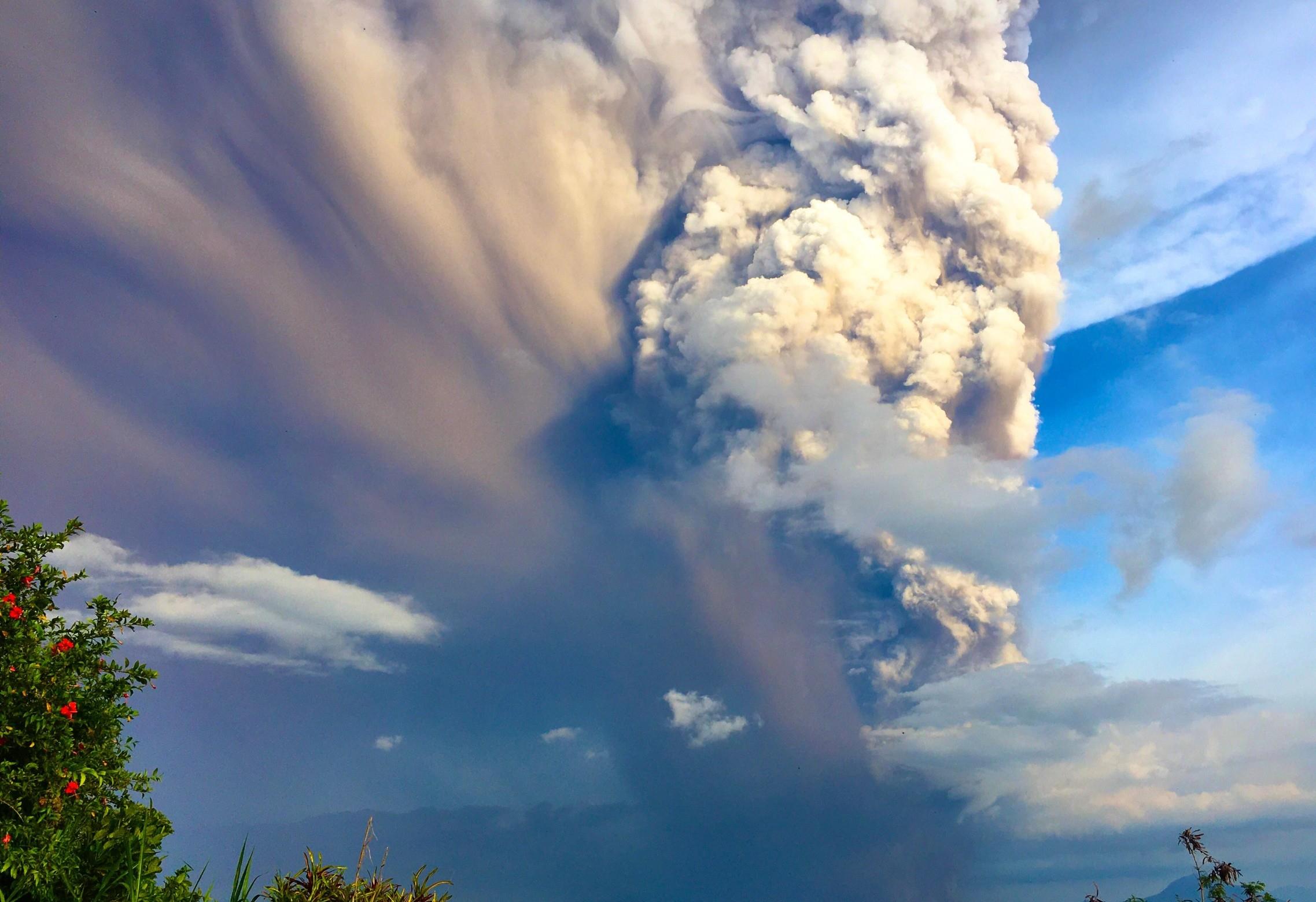 Major eruptions and wildfires leave a clear signature on global climate