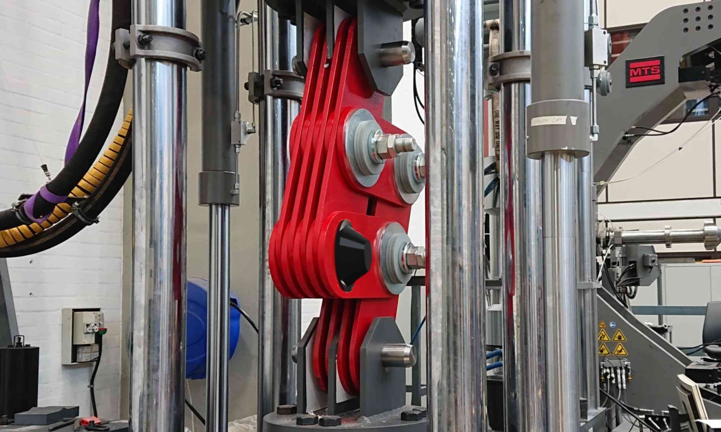 This simple cylinder could help buildings and bridges withstand earthquakes