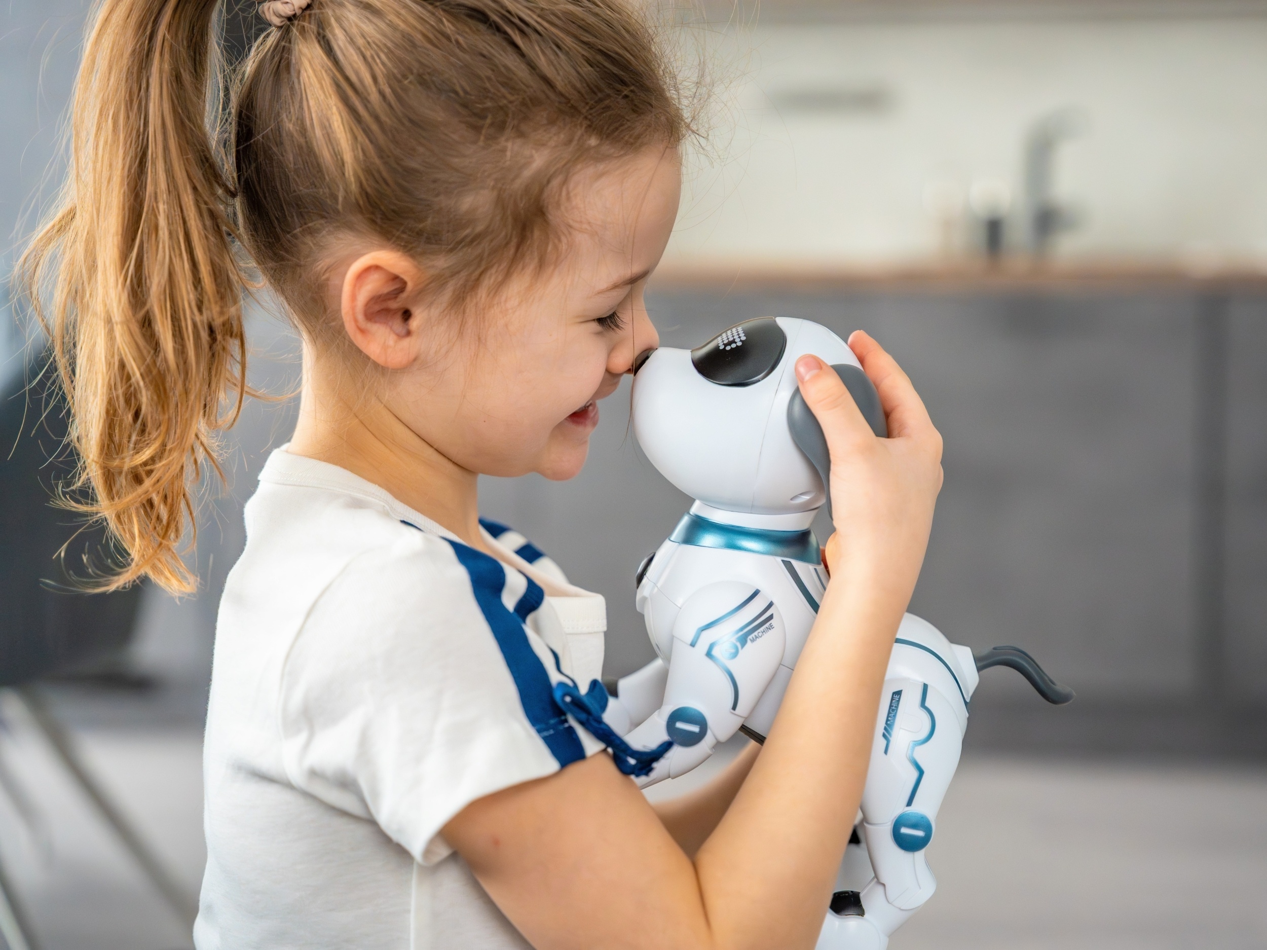 Chatty AI toys may confuse toddlers about friendship