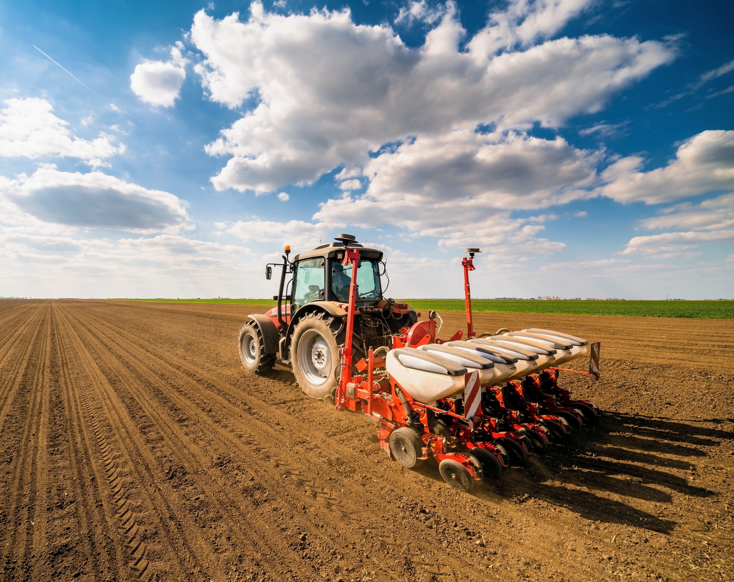 Soil’s hidden water network is destroyed by plowing and heavy machinery