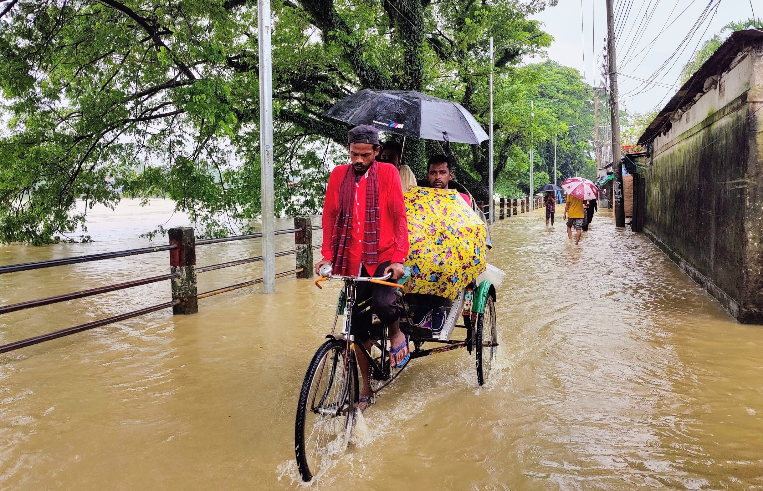 Even moderate levels of warming can unleash extreme climate damage