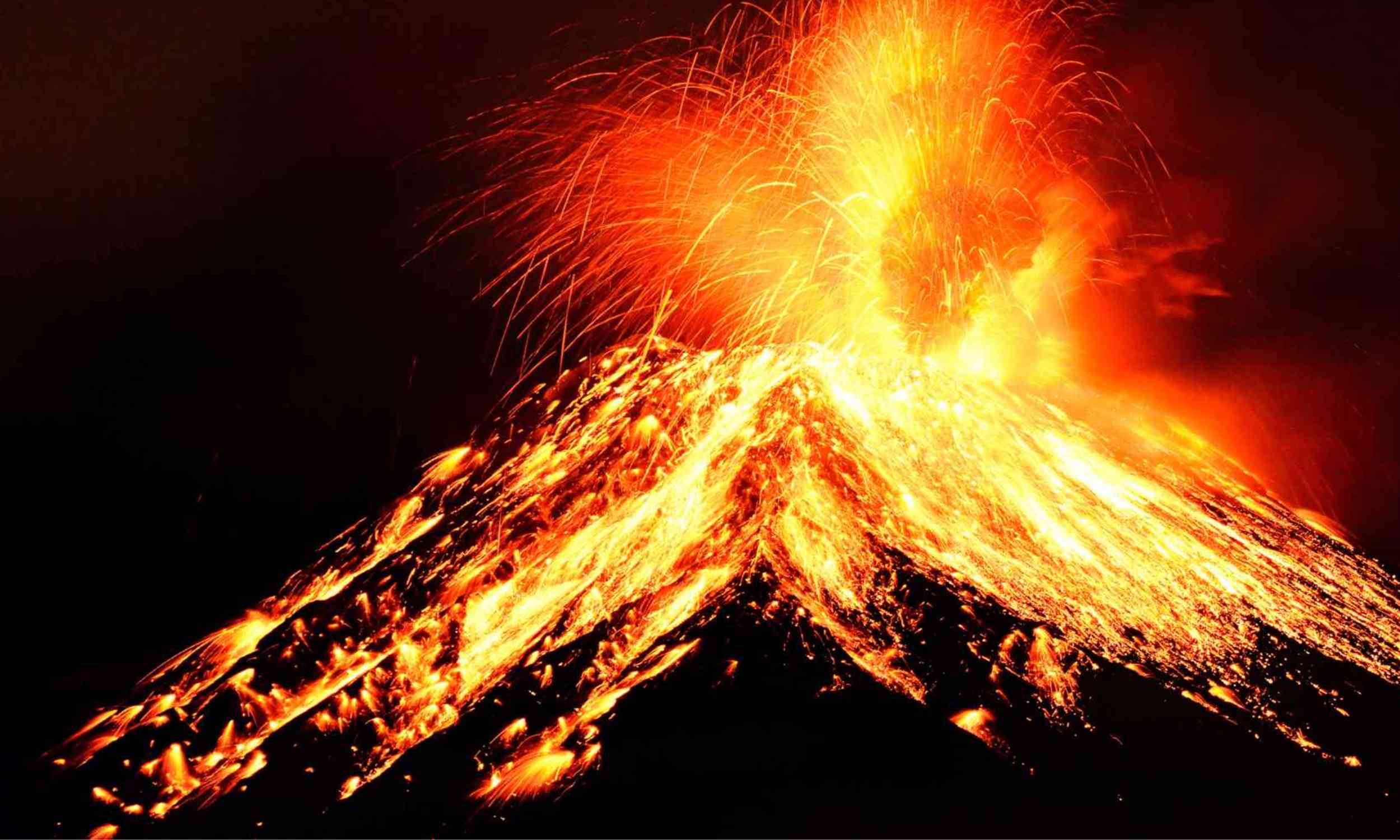 Dead tectonic plates seem to be feeding volcanoes from 400 miles below Earth