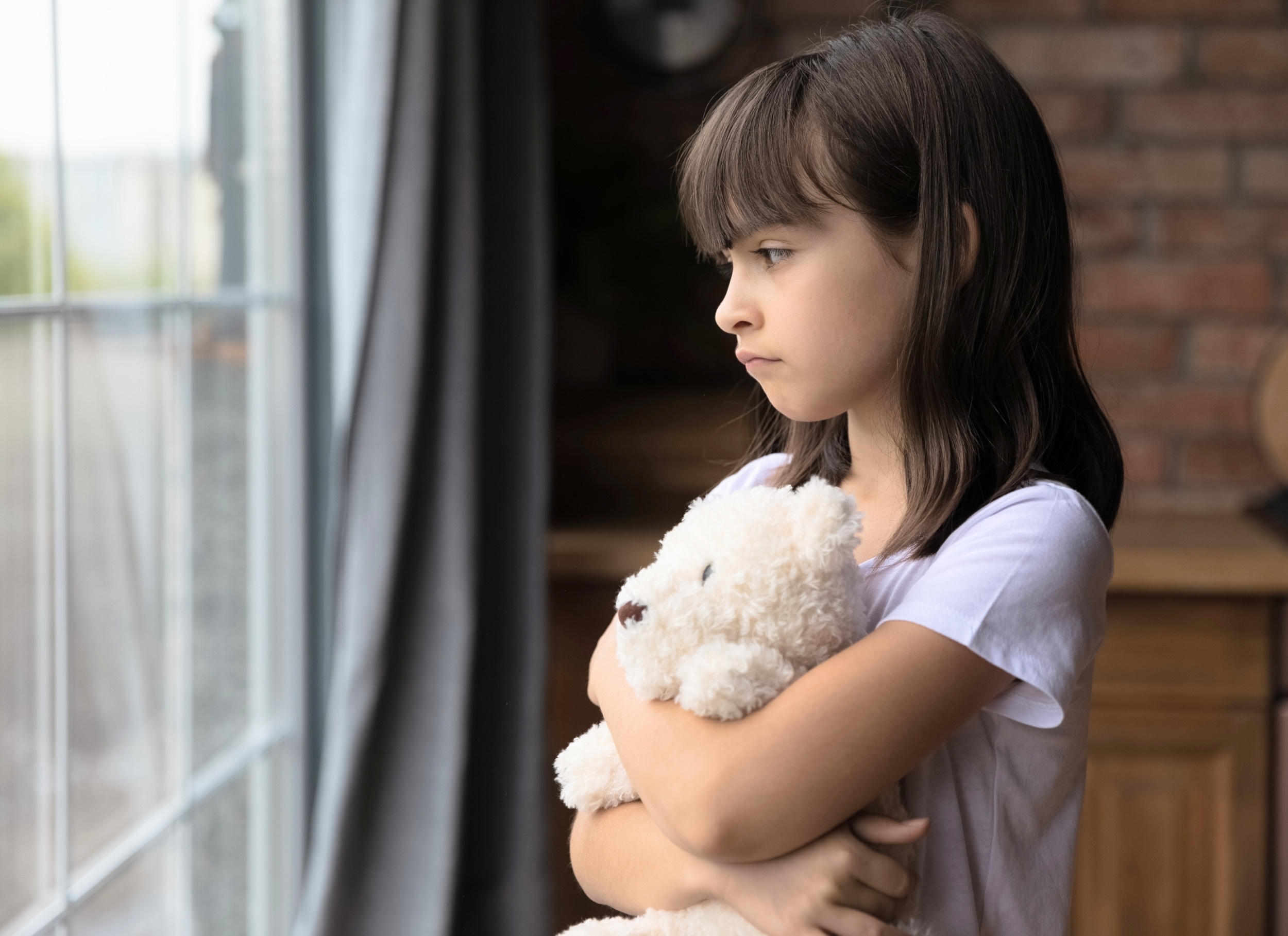 Childhood trauma may rewire the tiny power plants inside cells