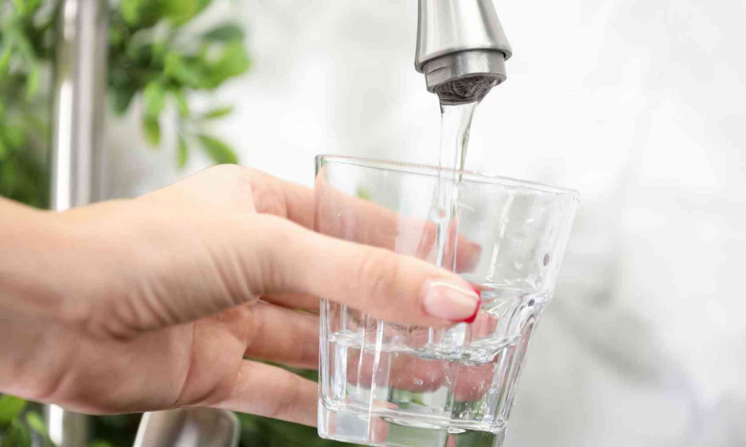 A common chemical in tap water may have a hidden link to dementia risk