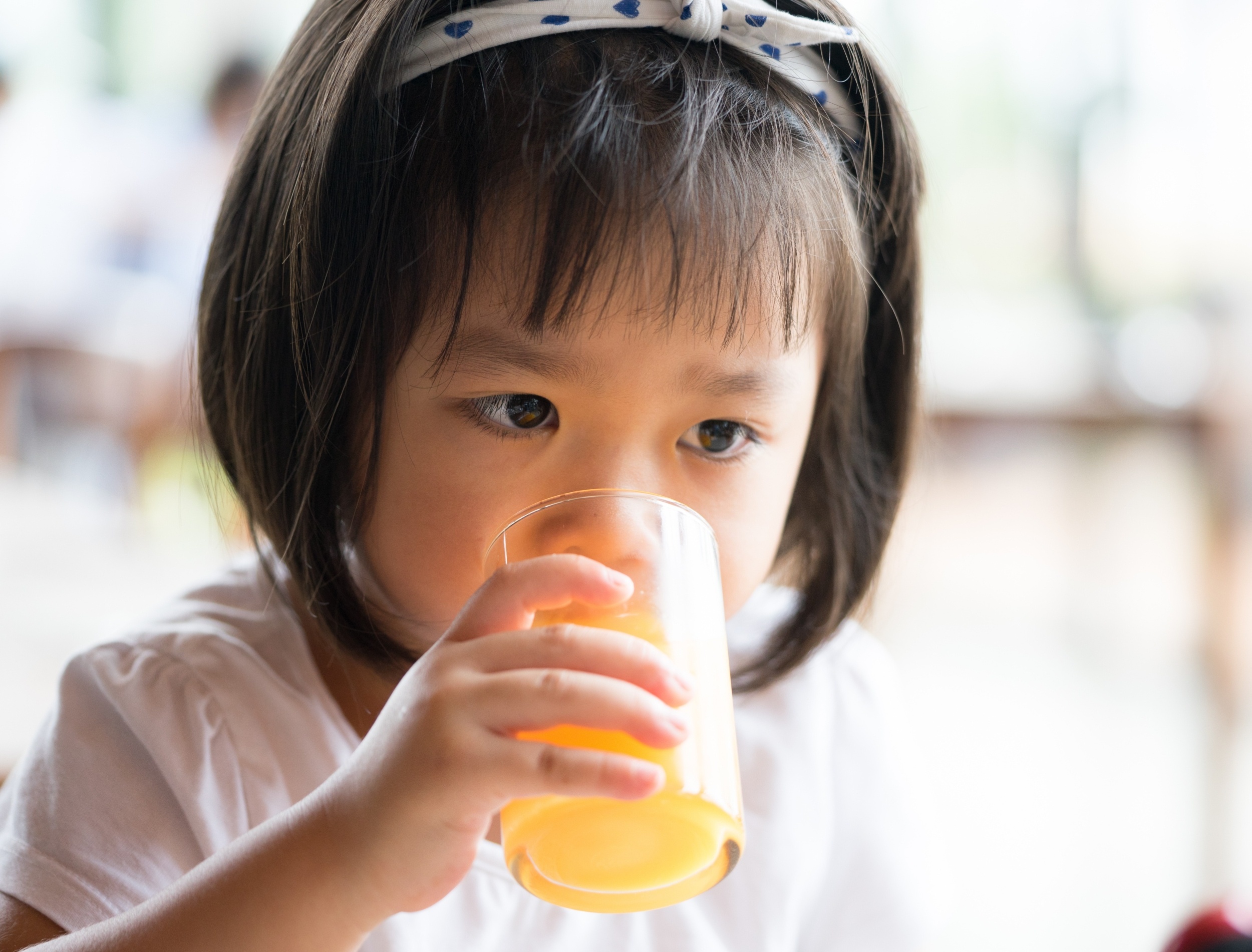 Sugary drinks in childhood linked to high blood pressure later in life